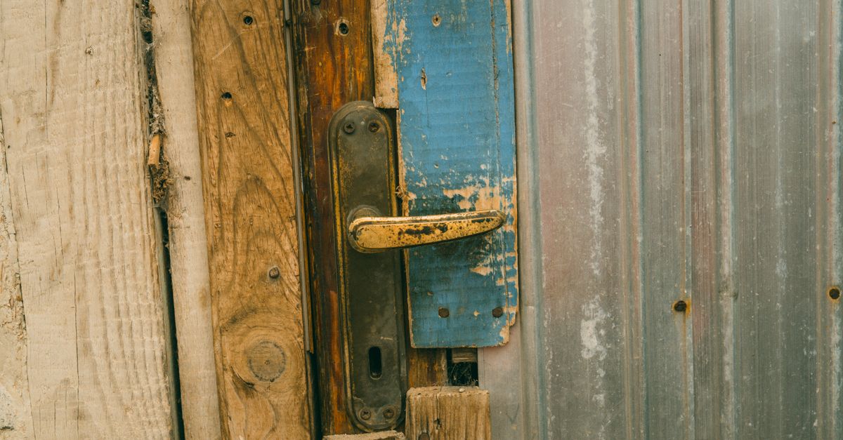 home security lock door — Rapid Locksmith