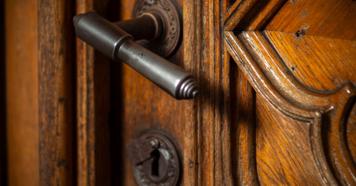 home security lock door — Rapid Locksmith